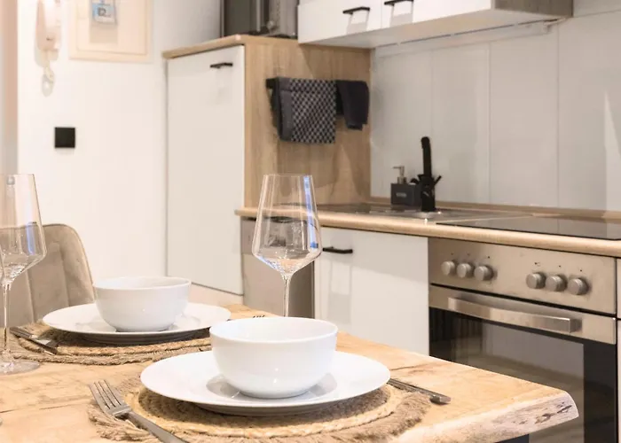 Baliapartment Hof, Kueche, Parkplatz, 24h Digital Checkin, Wlan250mbit *