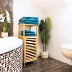 Apartament Baliapartment Hof, Kueche, Parkplatz, 24h Digital Checkin, Wlan250mbit