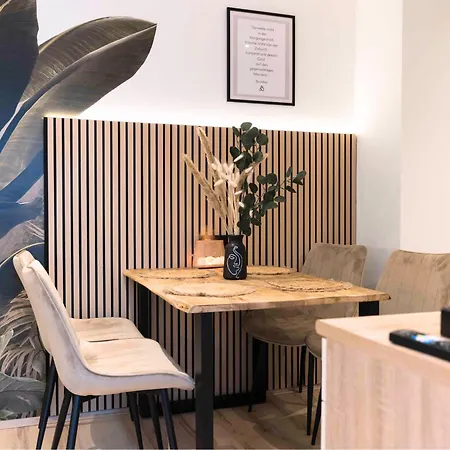 Apartment Bali Hof, Kueche, Parkplatz, 24h Digital Checkin, Wlan150mbit