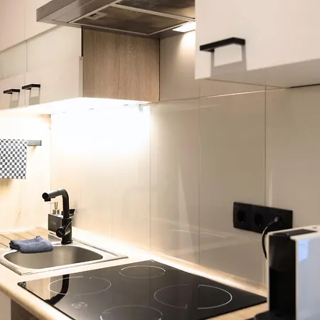 Apartment Bali Hof, Kueche, Parkplatz, 24h Digital Checkin, Wlan150mbit Hof (Bavaria)