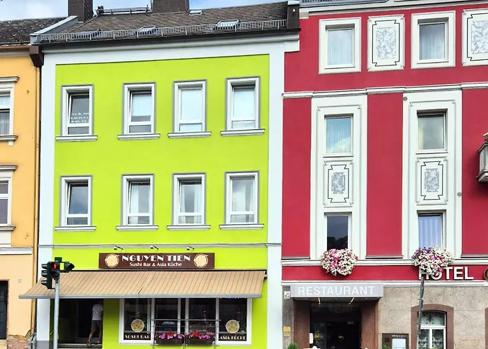 Baliapartment Hof, Kueche, Parkplatz, 24h Digital Checkin, Wlan250mbit Apartmán